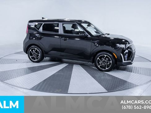 Used 2025 Kia Soul EX image 13