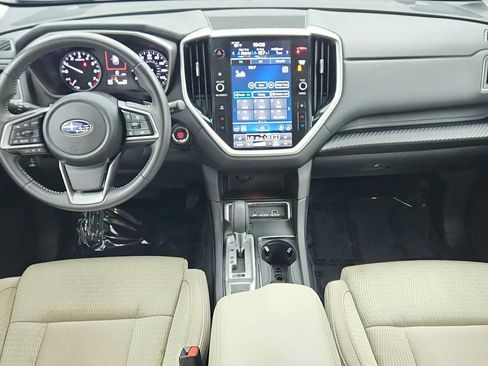 Certified 2025 Subaru Ascent Premium AWD/4WD image 17
