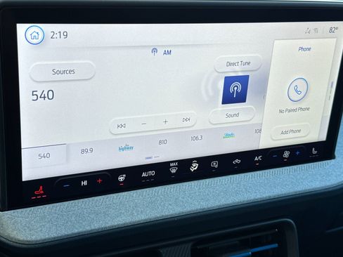 New 2025 Ford Maverick XLT w/ XLT Luxury Package image 18