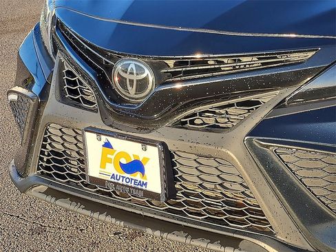 Used 2023 Toyota Camry SE image 10