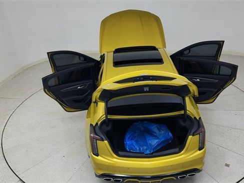 Used 2025 Cadillac CT5 V w/ Technology Package image 85