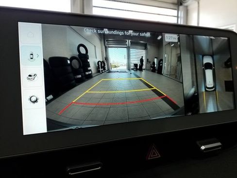 Certified 2024 Hyundai Ioniq 5 Limited RWD image 8