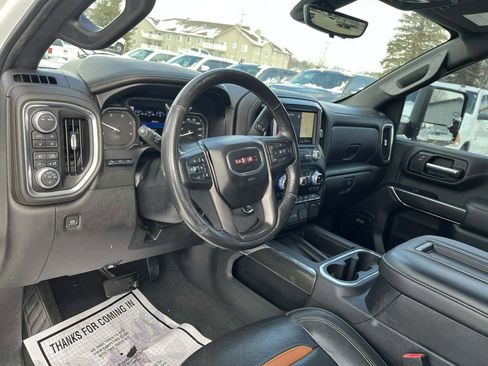 Used 2020 GMC Sierra 2500 AT4 w/ AT4 Premium Package image 24