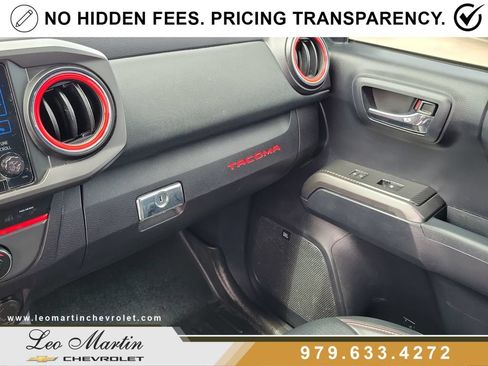 Used 2019 Toyota Tacoma TRD Pro AWD/4WD image 27