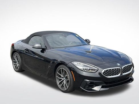 Used 2020 BMW Z4 sDrive30i w/ Convenience Package RWD image 2