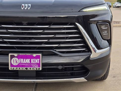 Used 2025 Buick Enclave Preferred image 6