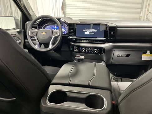 New 2026 Chevrolet Silverado 1500 LTZ w/ LTZ Premium Package AWD/4WD image 17
