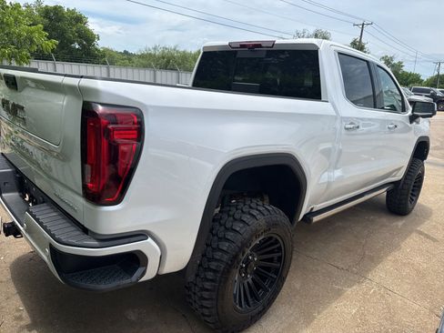 Used 2024 GMC Sierra 1500 Denali w/ Denali Reserve Package AWD/4WD image 8