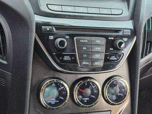 Used 2014 Hyundai Genesis 2.0T RWD image 18