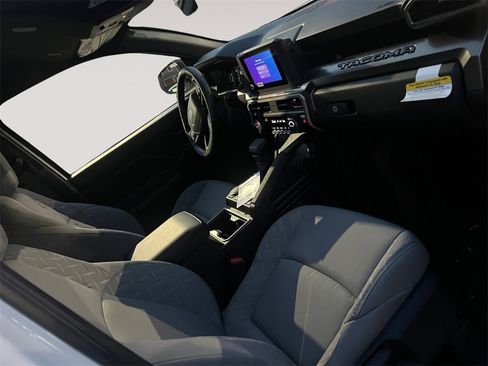 New 2025 Toyota Tacoma SR5 image 15