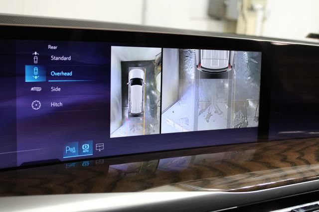 Used 2026 Cadillac Escalade Platinum Sport w/ LPO, ONYX Package AWD/4WD image 20