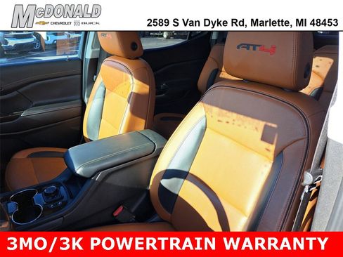 Used 2020 GMC Acadia AT4 image 5