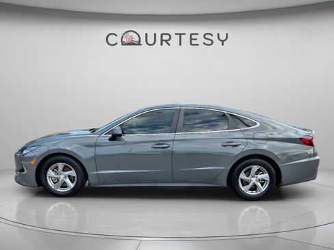 Certified 2022 Hyundai Sonata SE FWD image 2