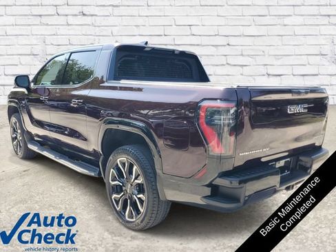 Used 2025 GMC Sierra EV Denali AWD/4WD image 2