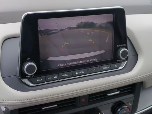 Certified 2026 Nissan Rogue SV w/ SV Premium Package image 20