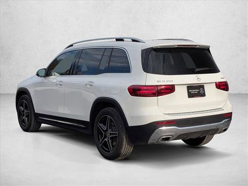 New 2026 Mercedes-Benz GLB 250 4MATIC image 7