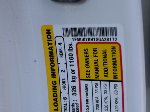 Used 2025 Ford Explorer ST-Line w/ Premium Package image 37