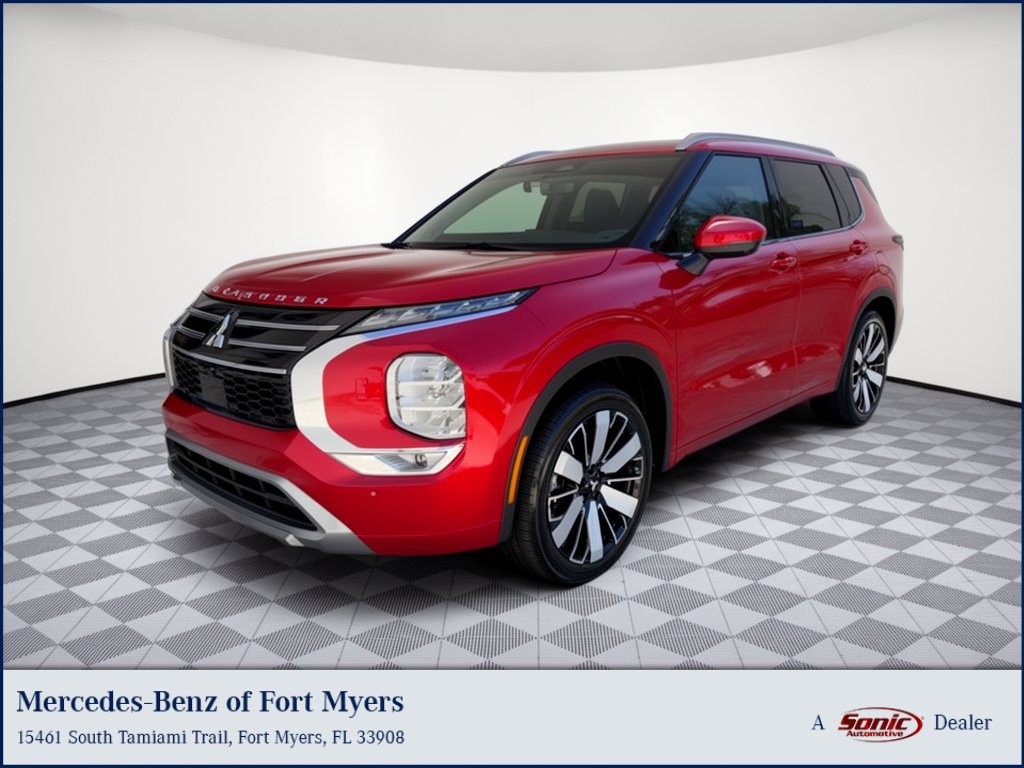 Used 2025 Mitsubishi Outlander SEL AWD/4WD image 1