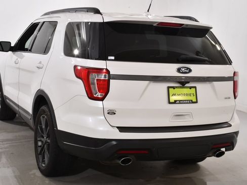 Used 2019 Ford Explorer XLT w/ Equipment Group 202A AWD/4WD image 14