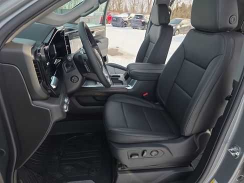 New 2026 GMC Sierra 1500 SLT w/ SLT Premium Plus Package image 14