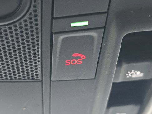 Used 2022 Audi Q3 2.0T Premium image 28