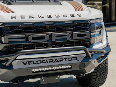 Used 2025 Ford F150 Raptor AWD/4WD image 27