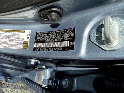 Used 2020 Toyota Corolla LE image 4