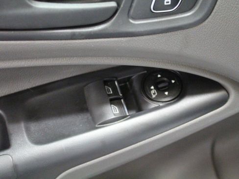 Used 2023 Ford Transit Connect XL image 18