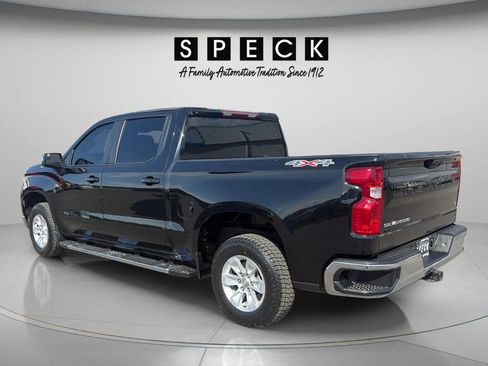 Used 2023 Chevrolet Silverado 1500 LT AWD/4WD image 3