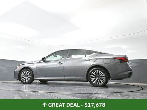 Used 2024 Nissan Altima 2.5 SV image 53