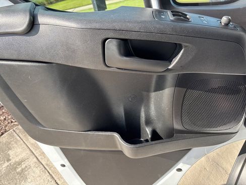 Used 2023 RAM ProMaster 2500 w/ Driver Convenience Group image 39