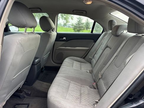 Used 2012 Ford Fusion SE FWD image 12
