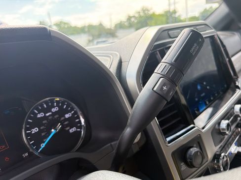 Used 2022 Ford F350 Lariat w/ Chrome Package AWD/4WD image 33