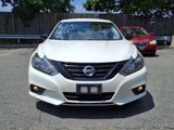 Used 2018 Nissan Altima 2.5 SR w/ SR Midnight Edition image 2