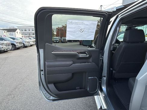 New 2026 GMC Sierra 1500 SLT w/ SLT Premium Plus Package image 31
