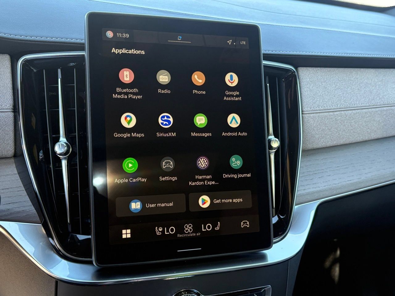 New 2026 Volvo XC90 B6 Plus AWD/4WD image 22
