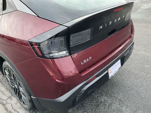 New 2026 Nissan Leaf Platinum+ w/ Cargo Package (Platinum+) image 29