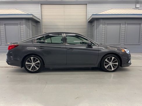 Used 2018 Subaru Legacy 3.6R Limited image 8