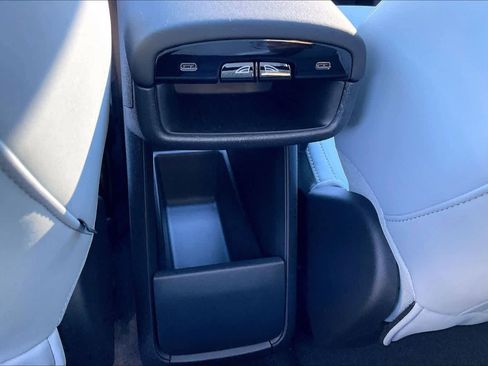 New 2025 Volvo EX30 Ultra w/ Protection Package Premier image 16