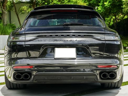 Used 2023 Porsche Panamera GTS AWD/4WD image 7