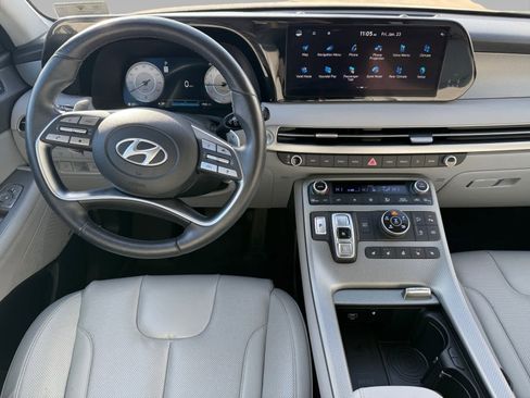 Used 2023 Hyundai Palisade SEL w/ Premium Package image 12