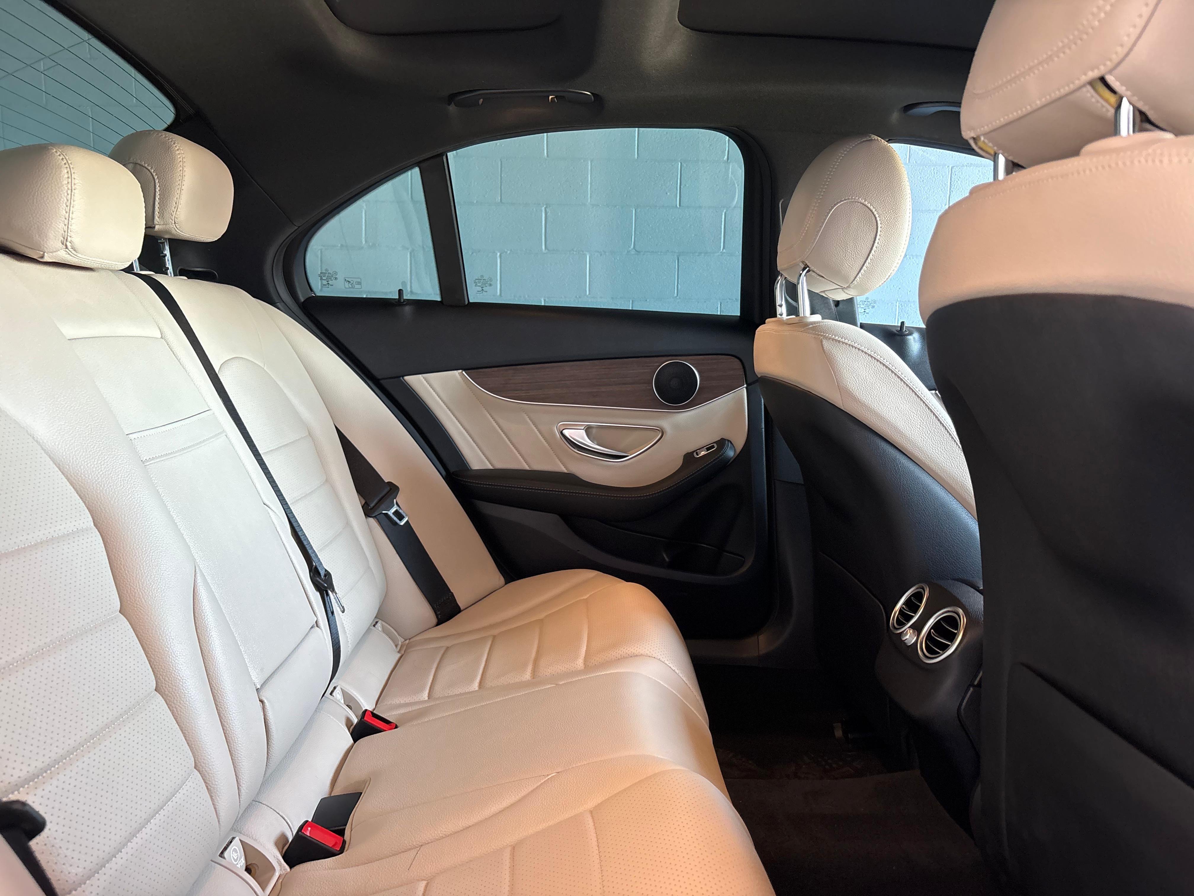 Used 2020 Mercedes-Benz C 300 Sedan image 20