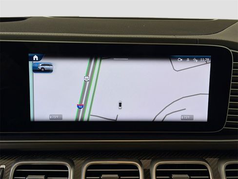 Used 2025 Mercedes-Benz GLS 63 AMG 4MATIC image 17