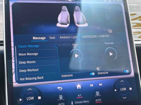 Used 2024 Mercedes-Benz Maybach S 680 4MATIC image 34