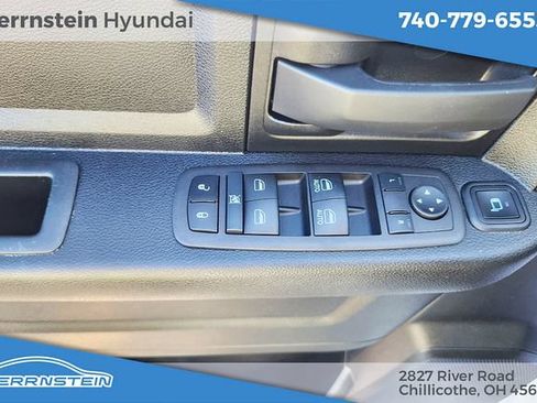 Used 2024 RAM 3500 Tradesman w/ Chrome Appearance Group AWD/4WD image 8