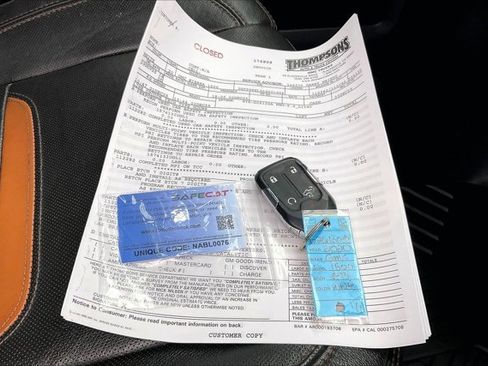 Used 2020 GMC Sierra 1500 AT4 w/ Off-Road Performance Package image 11