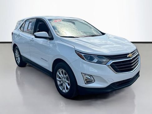 Used 2020 Chevrolet Equinox LT FWD image 3