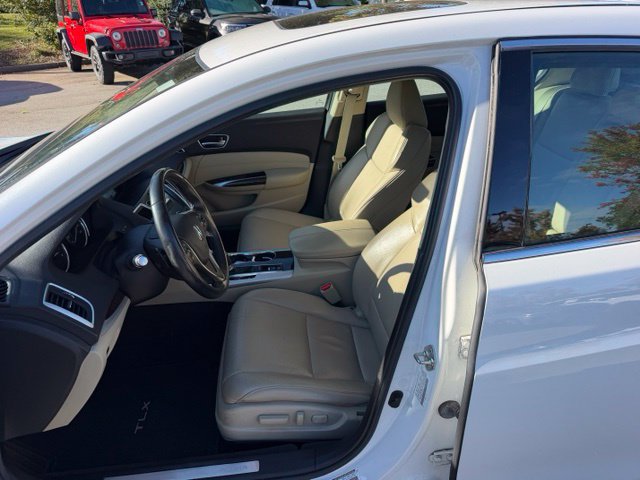 Used 2020 Acura TLX w/ Technology Package FWD image 11