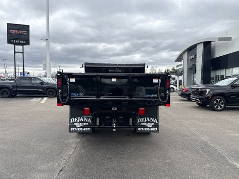 New 2026 GMC Sierra 3500 SLE w/ SLE Convenience Package image 4