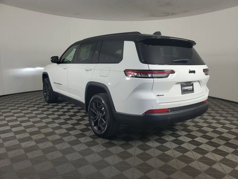 New 2025 Jeep Grand Cherokee L Limited image 6